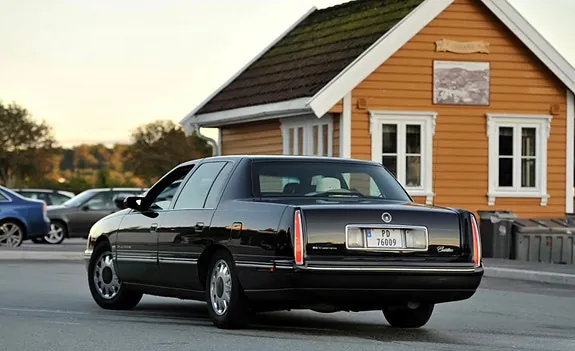 Cadillac Deville