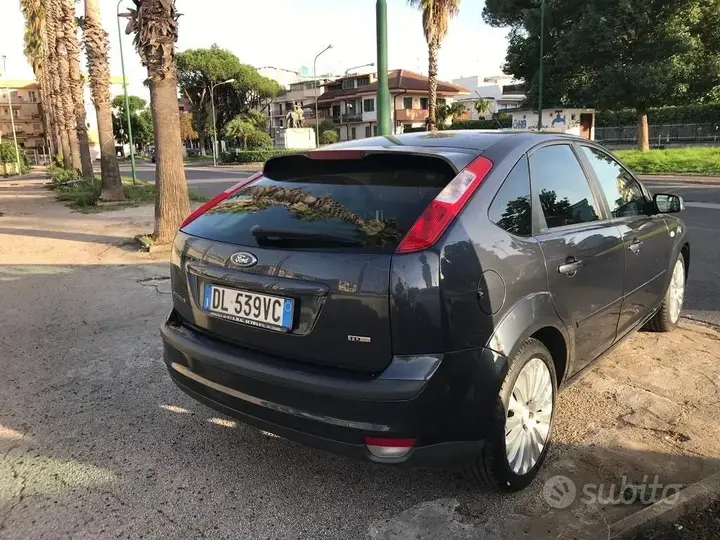 Ford Focus 2007 photo 4