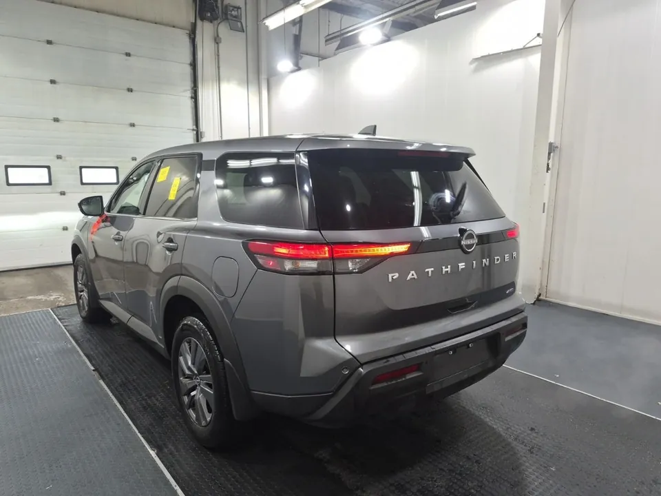 Nissan Pathfinder 2024 photo 2