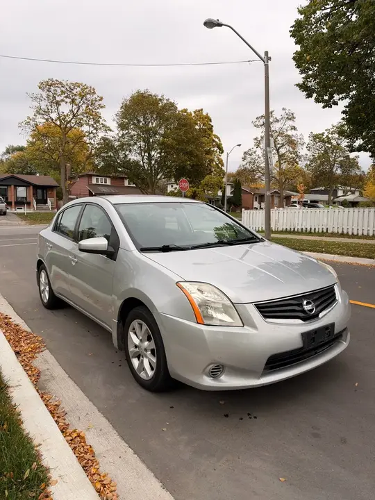Nissan Sentra 2012 photo 2