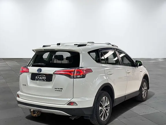 Toyota Rav4 2016 photo 5