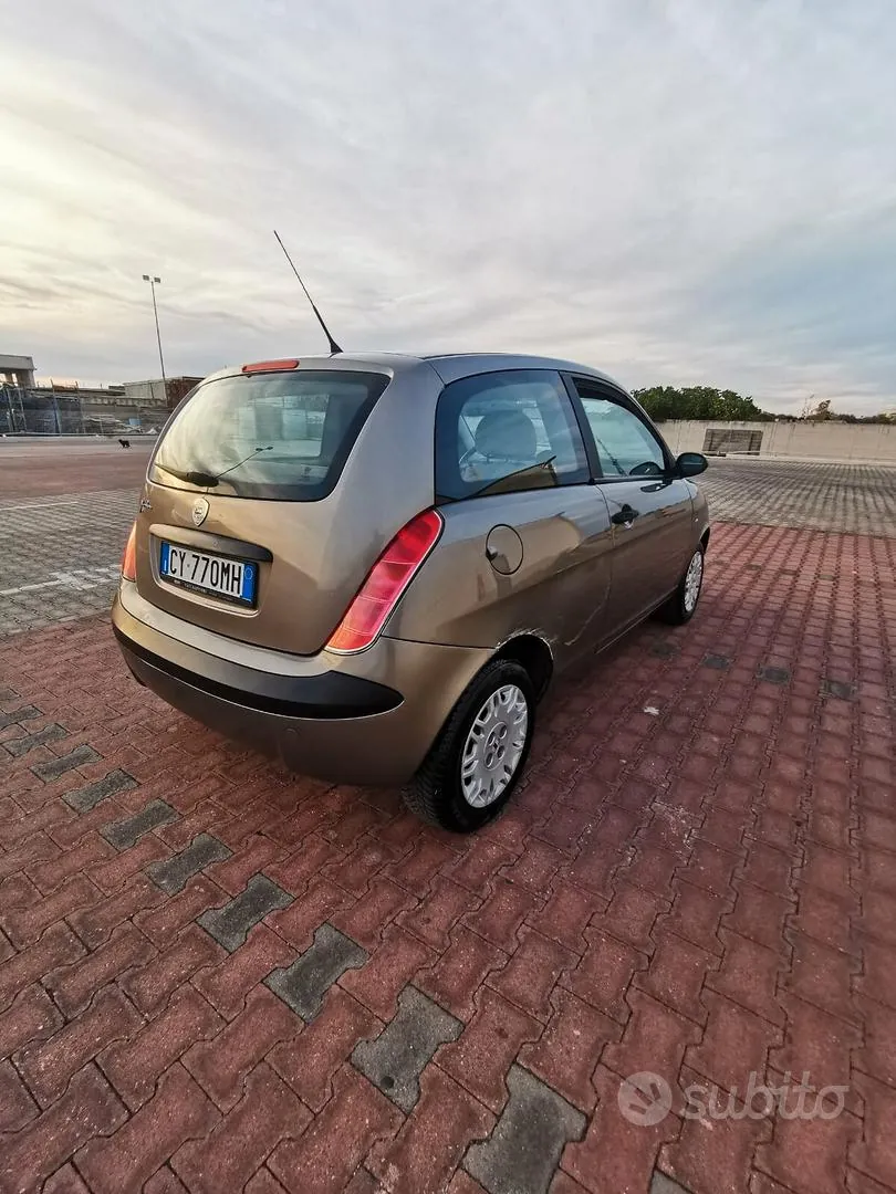 Lancia Ypsilon 2005 photo 4