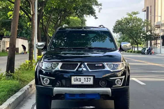 Mitsubishi Montero 2013 photo 2