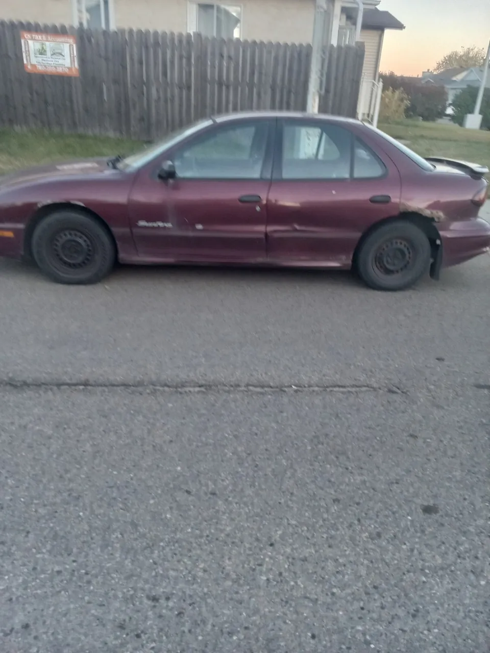 Pontiac Sunfire 2004 photo 2