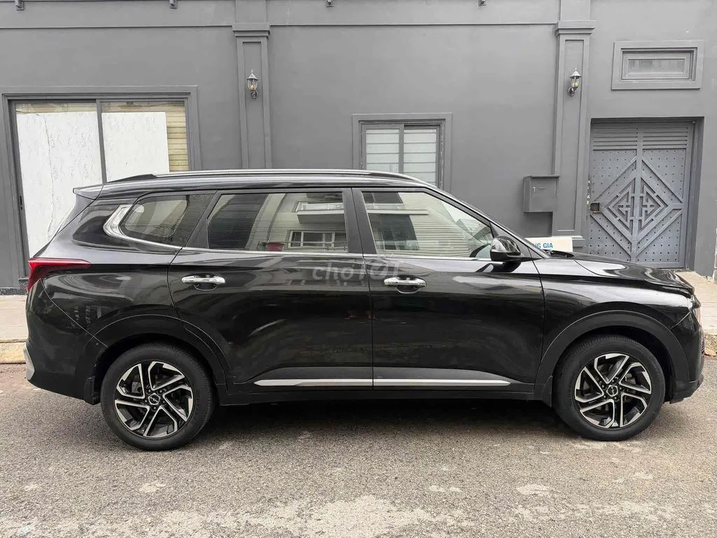 Kia Carens 2024 photo 3
