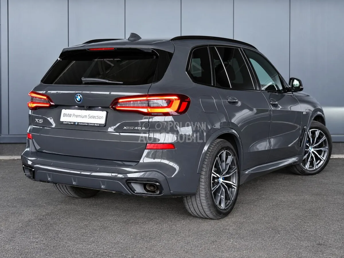 BMW X5 2022 photo 2
