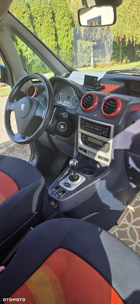 Peugeot 1007 2005 photo 5