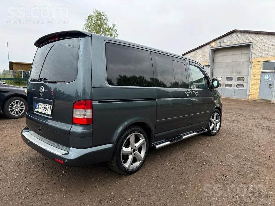 Volkswagen Multivan 2005 photo 2