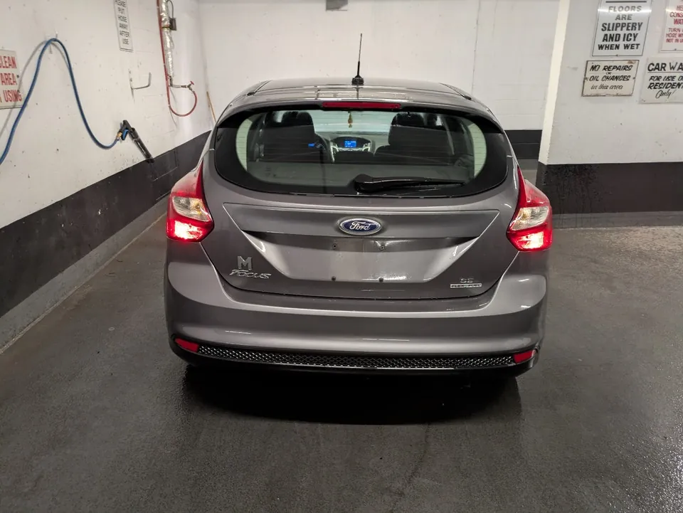 Ford Focus 2012 photo 3