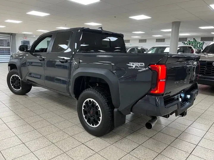 Toyota Tacoma 2026 photo 5