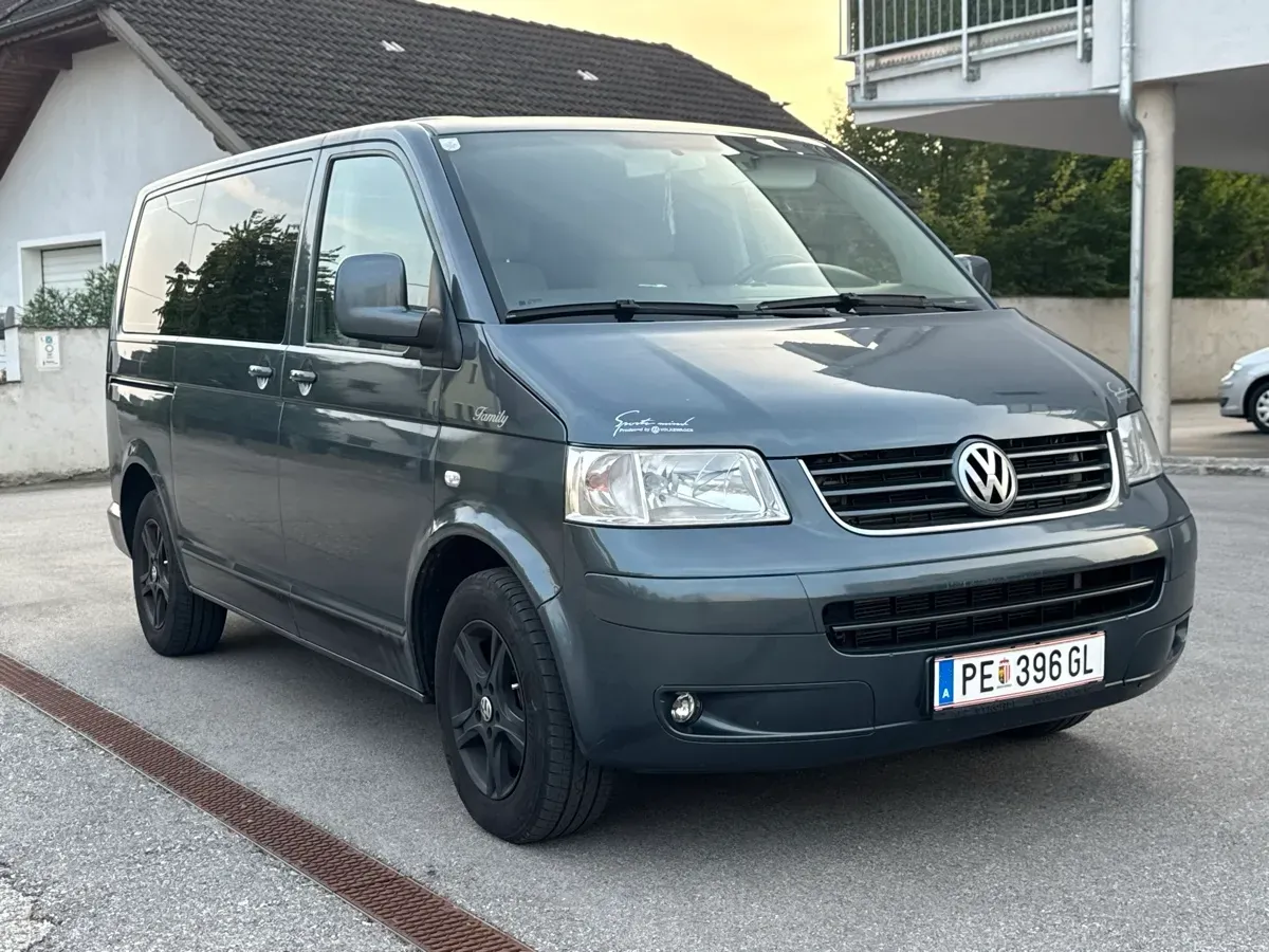 Volkswagen Caravelle 2005 photo 3