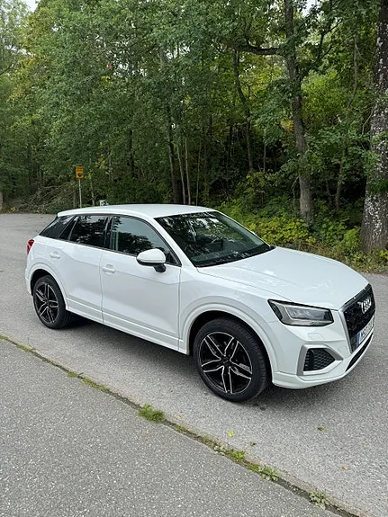Audi Q2 2021 photo 2