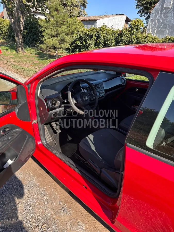 Volkswagen Up 2012 photo 5
