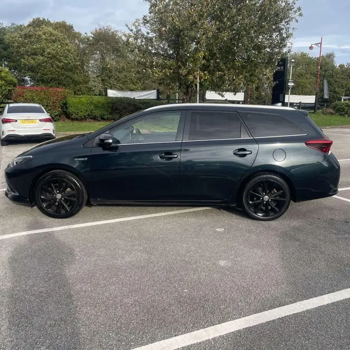 Toyota Auris 2016 photo 5