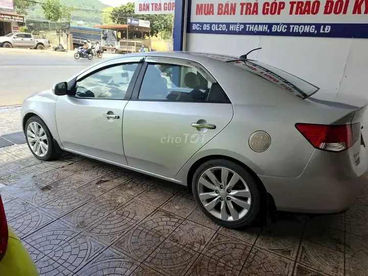 Kia Forte 2012 photo 2