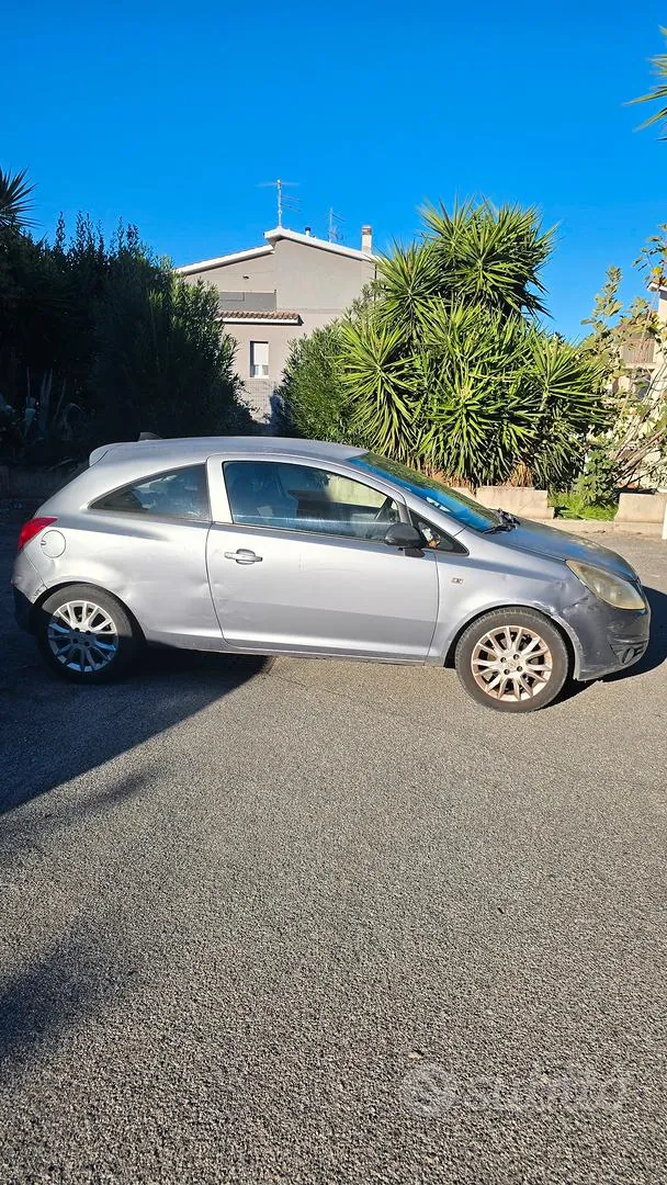 Opel Corsa 2009 photo 3