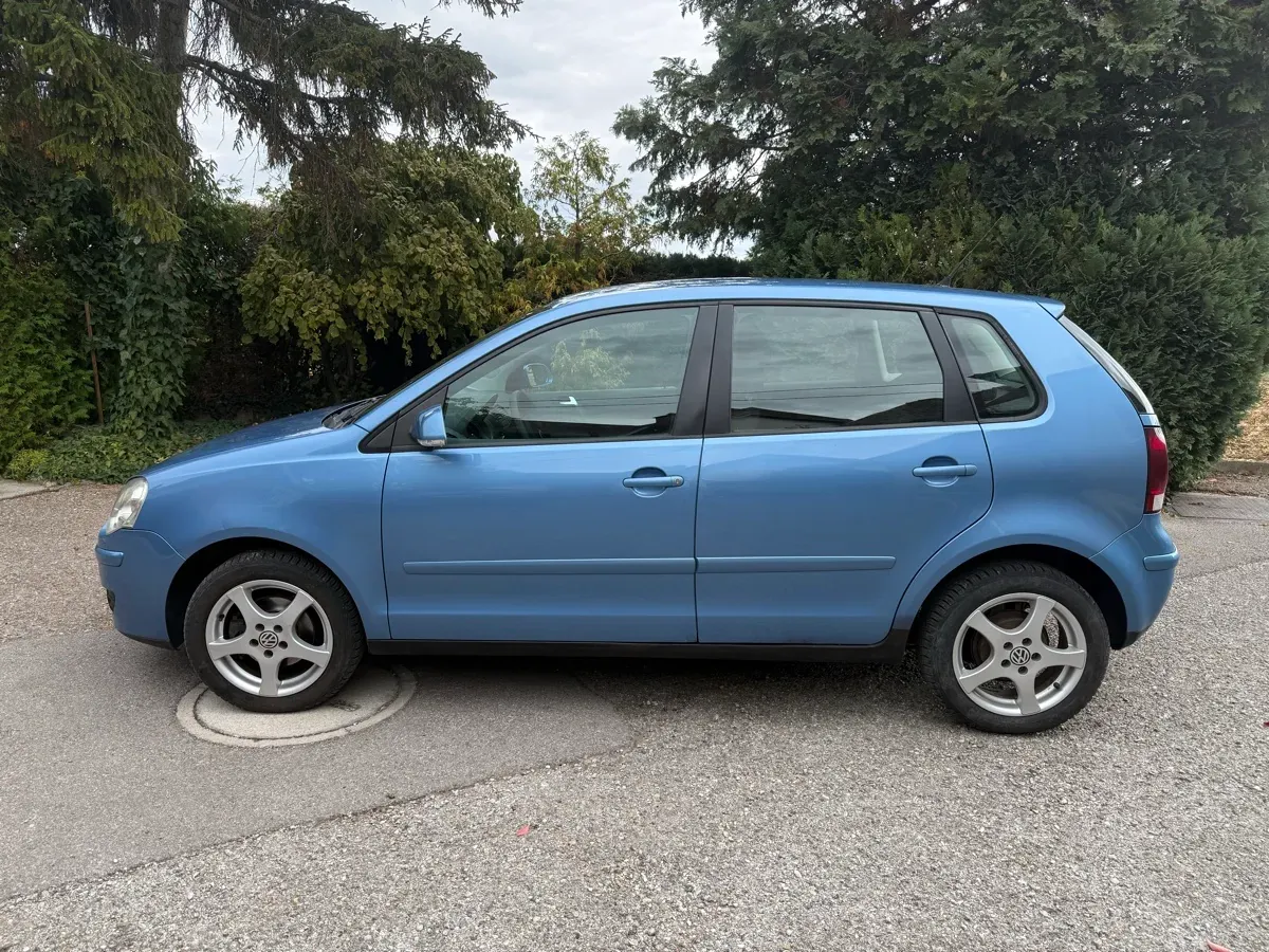 Volkswagen Polo 2007 photo 2