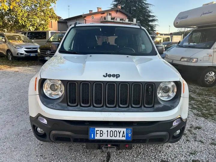 Jeep Renegade 2015 photo 2
