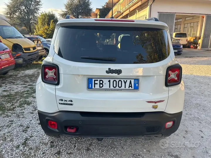 Jeep Renegade 2015 photo 3