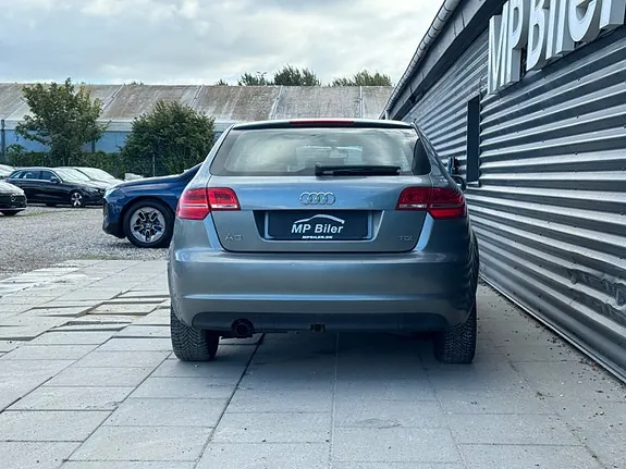 Audi A3 2011 photo 4