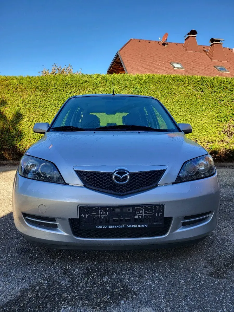 Mazda Mazda2 2007 photo 2