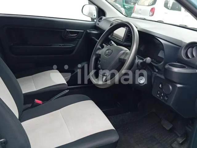 Daihatsu Mira 2024 photo 4