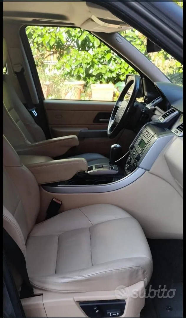 Land Rover Range Rover Sport 2009 photo 2