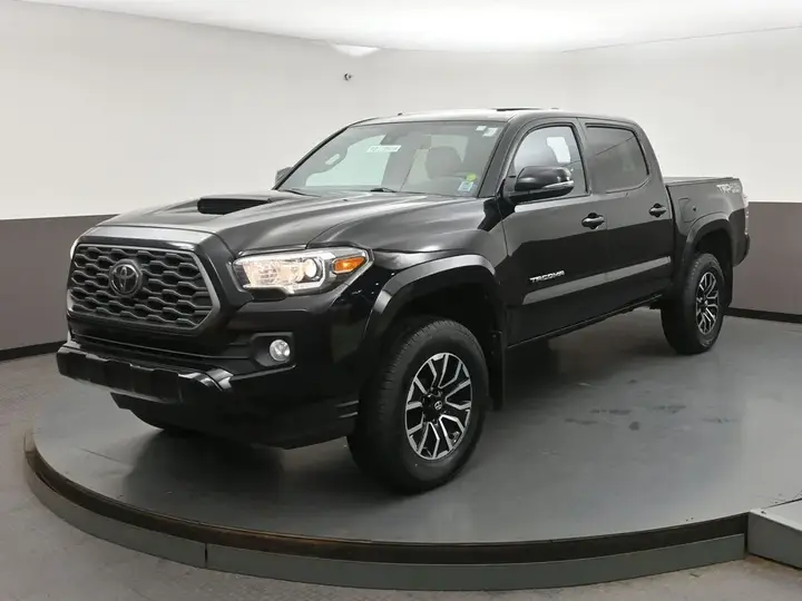 Toyota Tacoma 2021 photo 3
