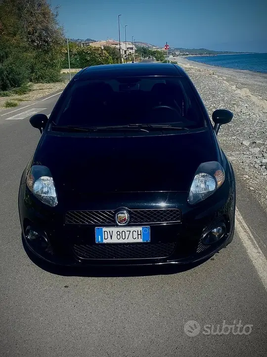 Abarth Grande Punto 2009 photo 2