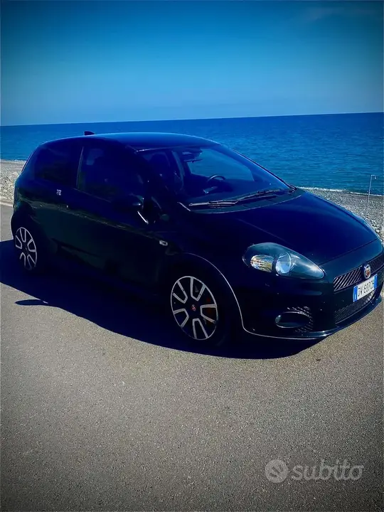 Abarth Grande Punto 2009 photo 4