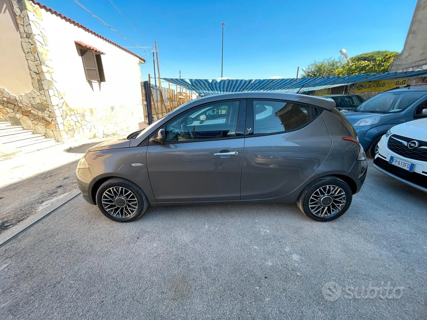 Lancia Ypsilon 2016 photo 5