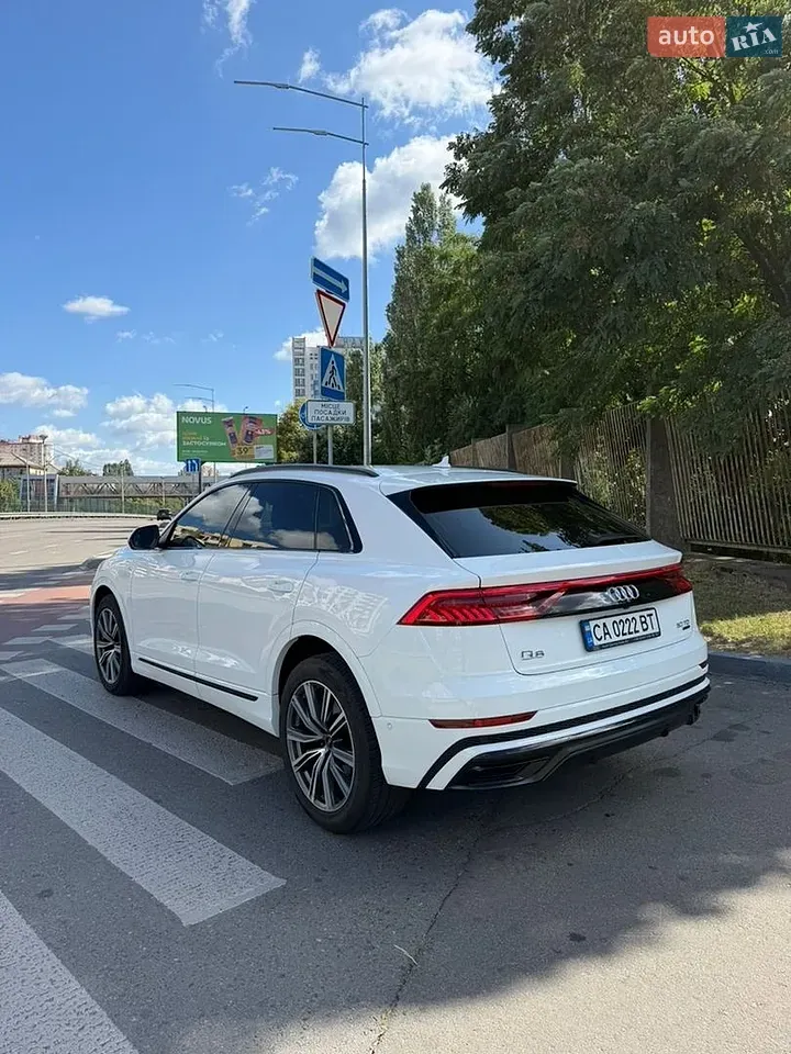 Audi Q8 2020 photo 2