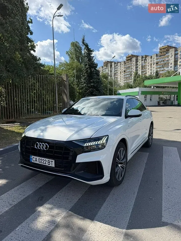 Audi Q8