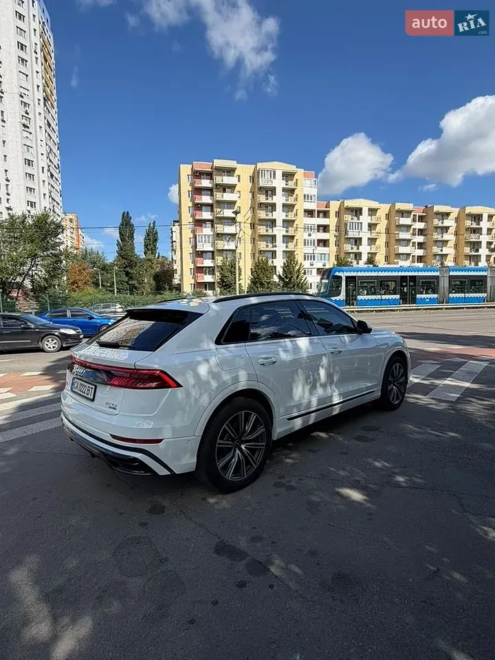 Audi Q8 2020 photo 4