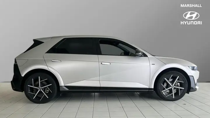 Hyundai Ioniq 5 2025 photo 2