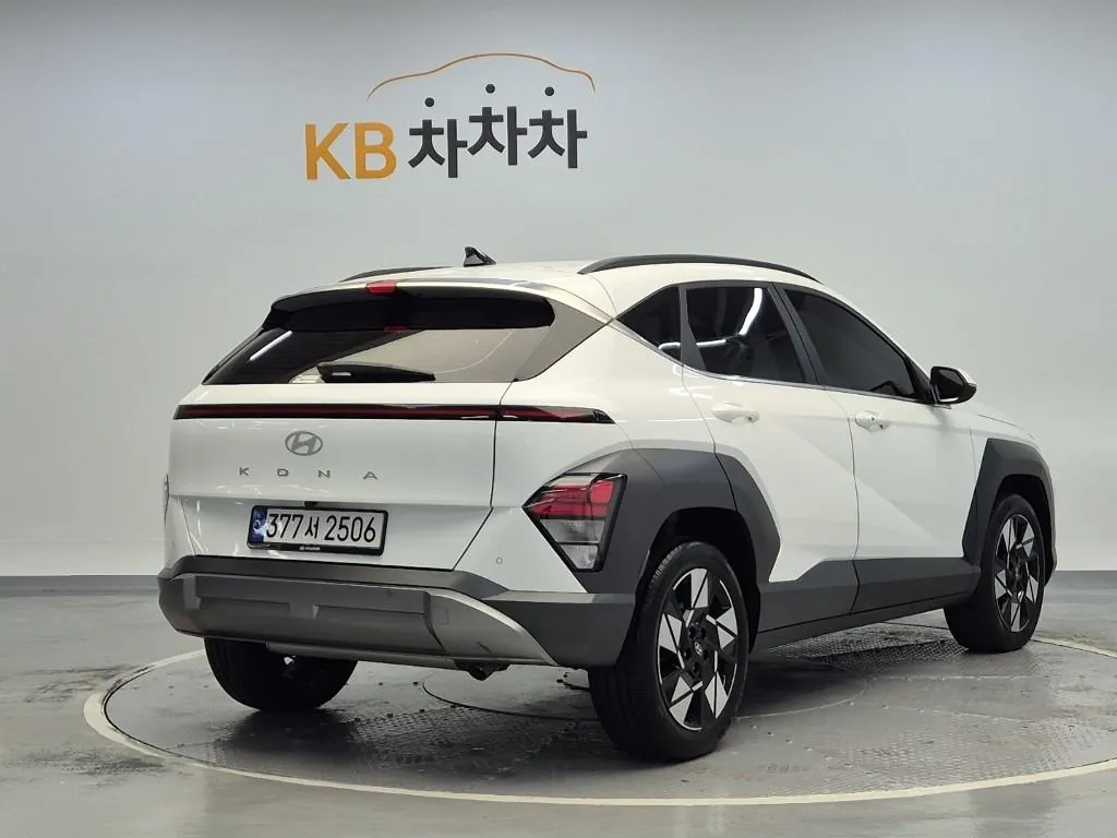 Hyundai Kona 2025 photo 3