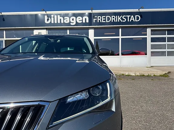 Skoda Superb 2017 photo 5