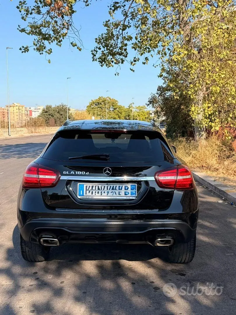 Mercedes-Benz Gla 2017 photo 2