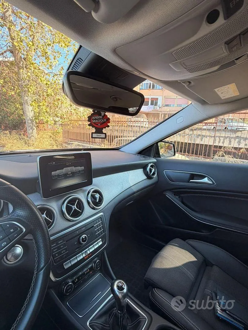 Mercedes-Benz Gla 2017 photo 4