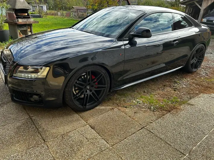 Audi A5 2009 photo 3