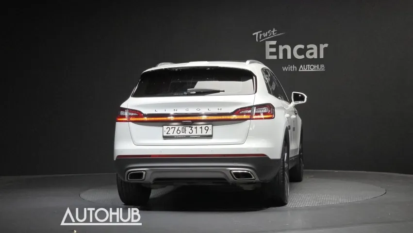 Lincoln Nautilus 2023 photo 4