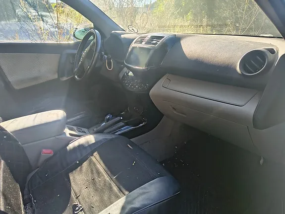 Toyota Rav4 2014 photo 3