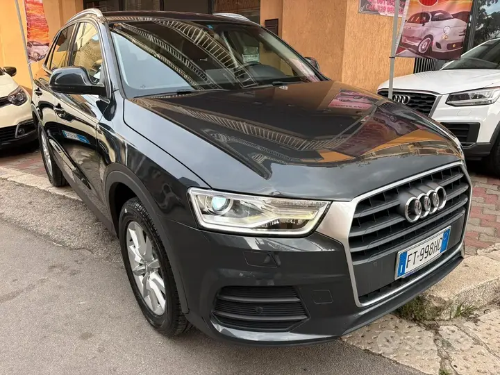 Audi Q3 2018 photo 3