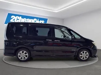 Nissan Serena 2013 photo 5