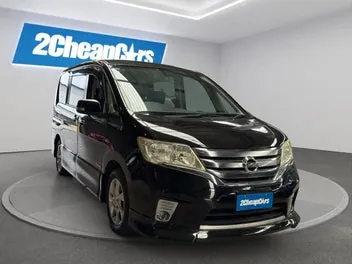 Nissan Serena 2013 photo 4