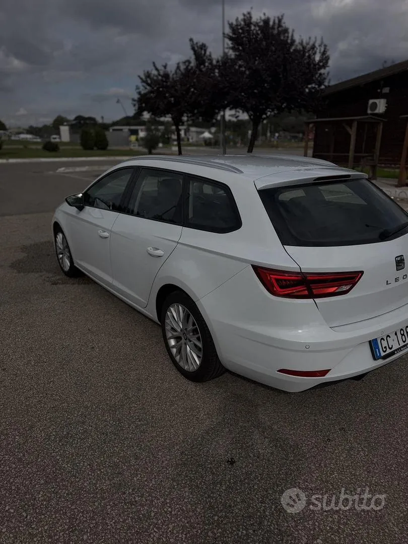 Seat Leon 2020 photo 2