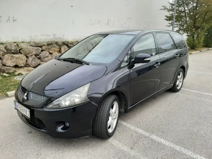Mitsubishi Grandis