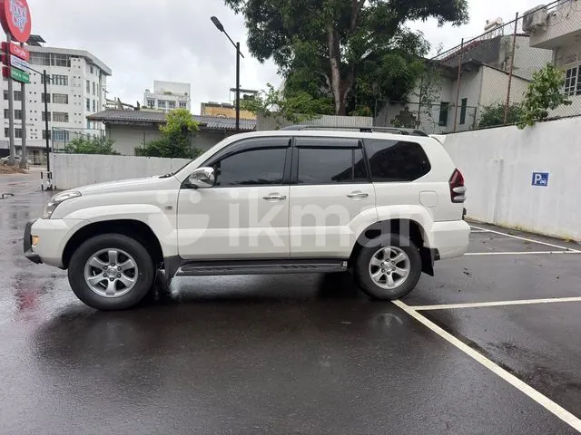 Toyota Land Cruiser Prado 2004 photo 4