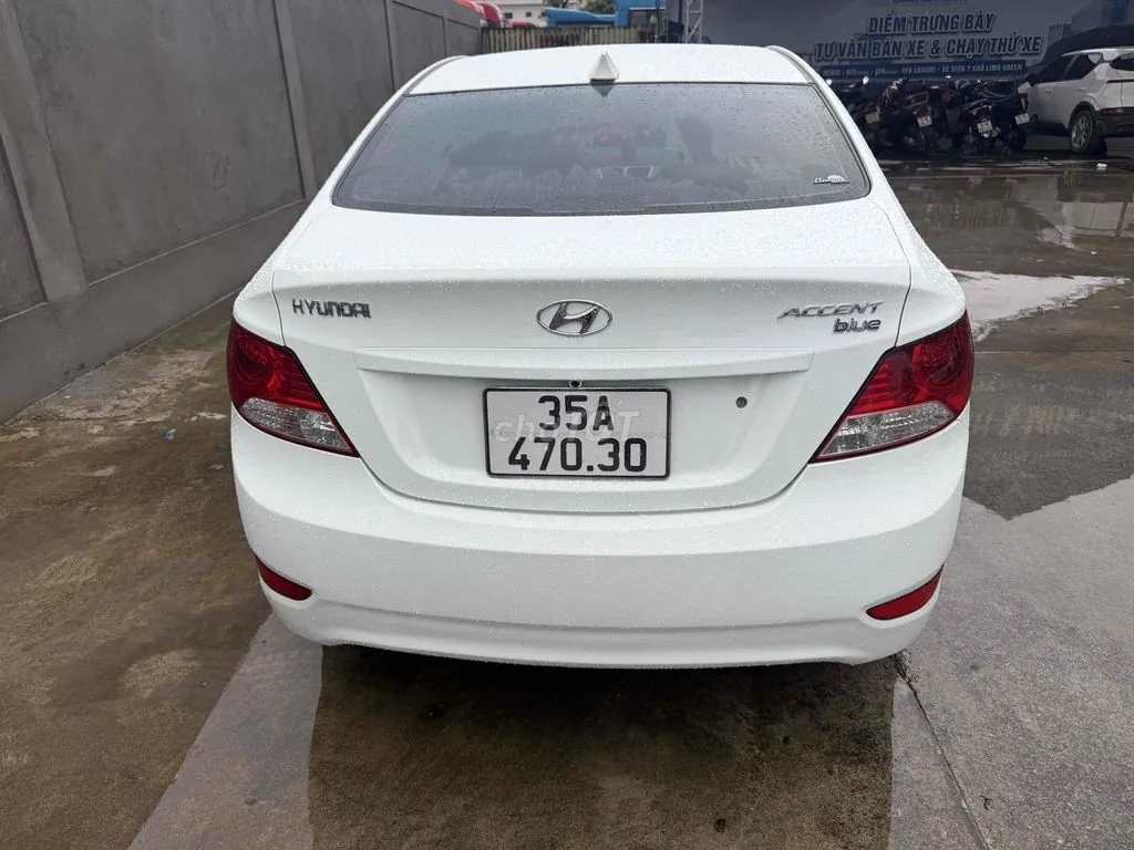 Hyundai Accent 2011 photo 5