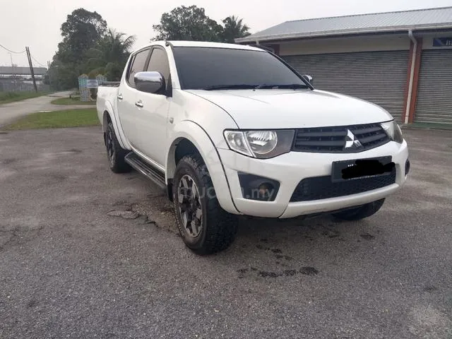 Mitsubishi Triton